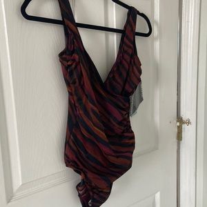 NWT miraclesuit bathing suit
